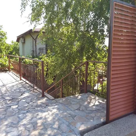 Вила Почивка Villa Warna